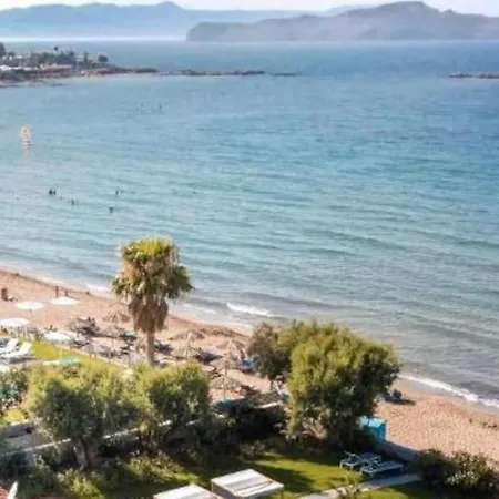 Astrinos Simple Cozy Comfortable Close To The Apartman *