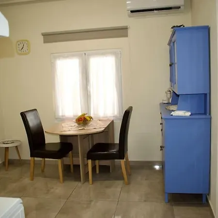 Apartman Astrinos Simple Cozy Comfortable Close To The