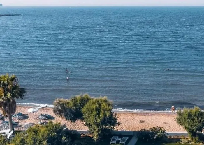 Astrinos Simple Cozy Comfortable Close To The *